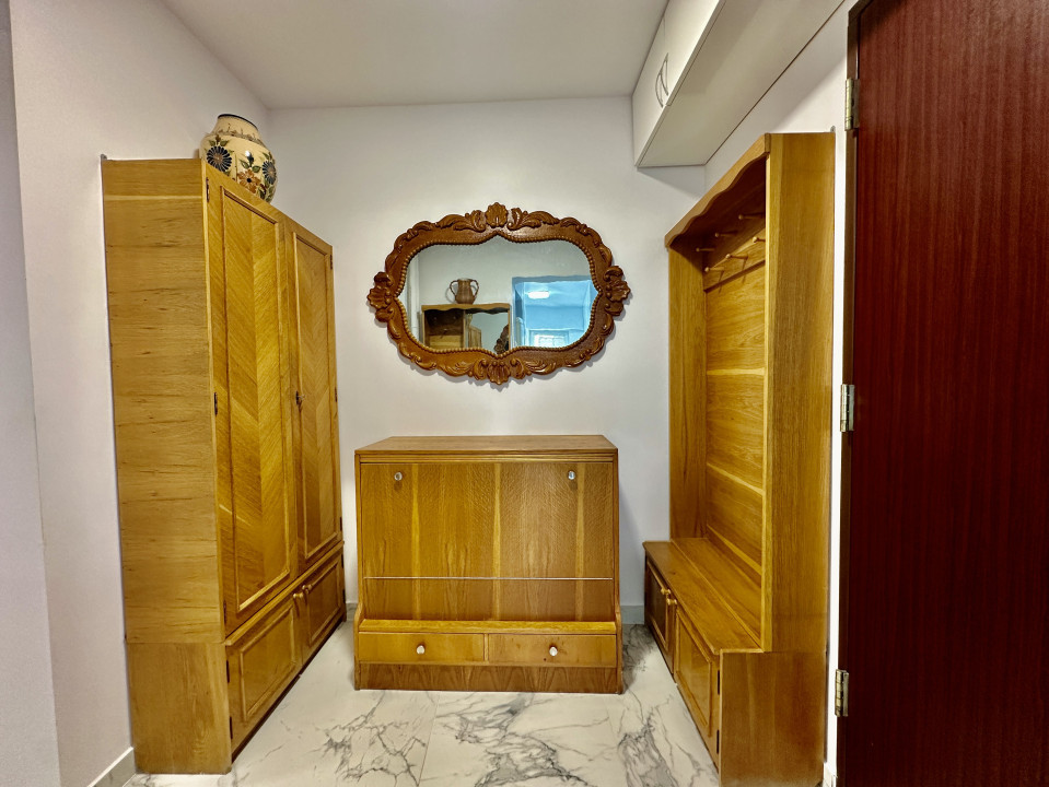 Apartament modern, renovat, 3 camere, zona spitalului de recuperare, Zorilor