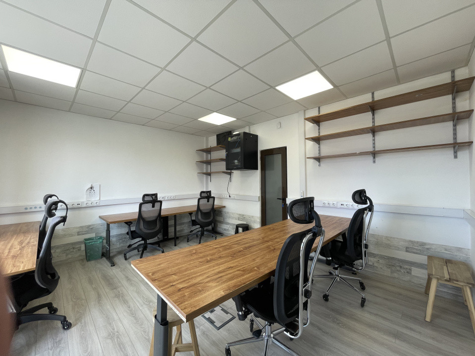 Cameră în spațiu birouri în Piața Cipariu