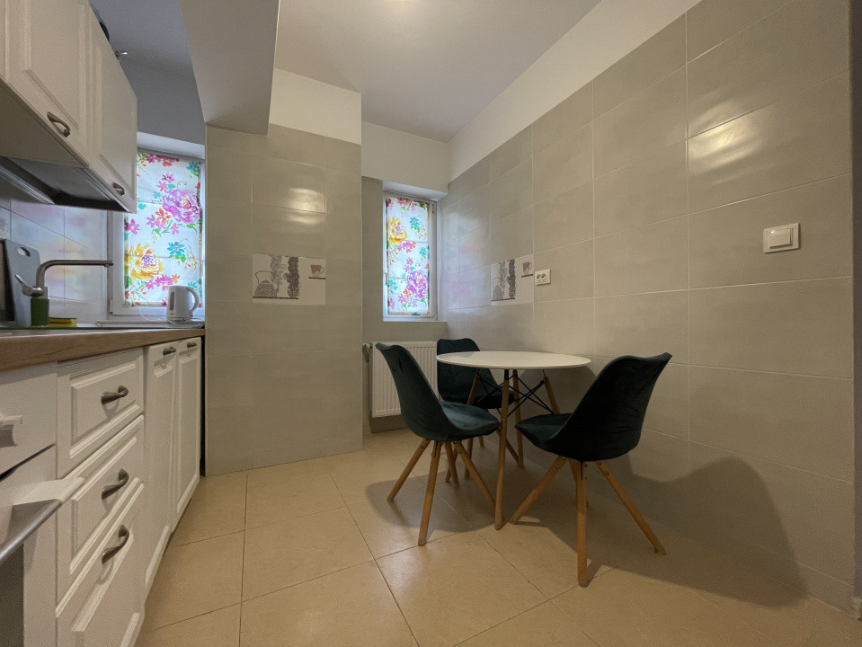 2 camere cu dressing și bucătărie decomandată în Viva City