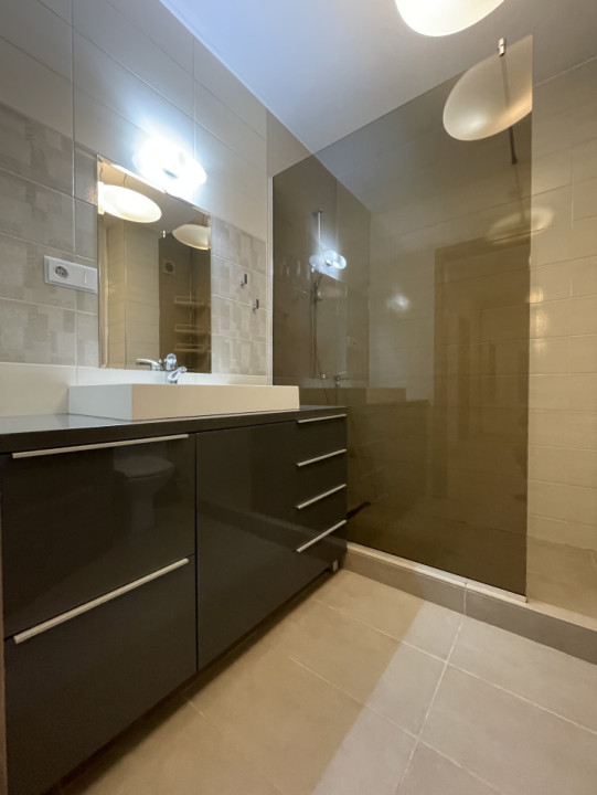 Apartament 2 camere și garaj în Riviera Residence