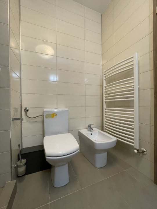 Apartament 2 camere și garaj în Riviera Residence