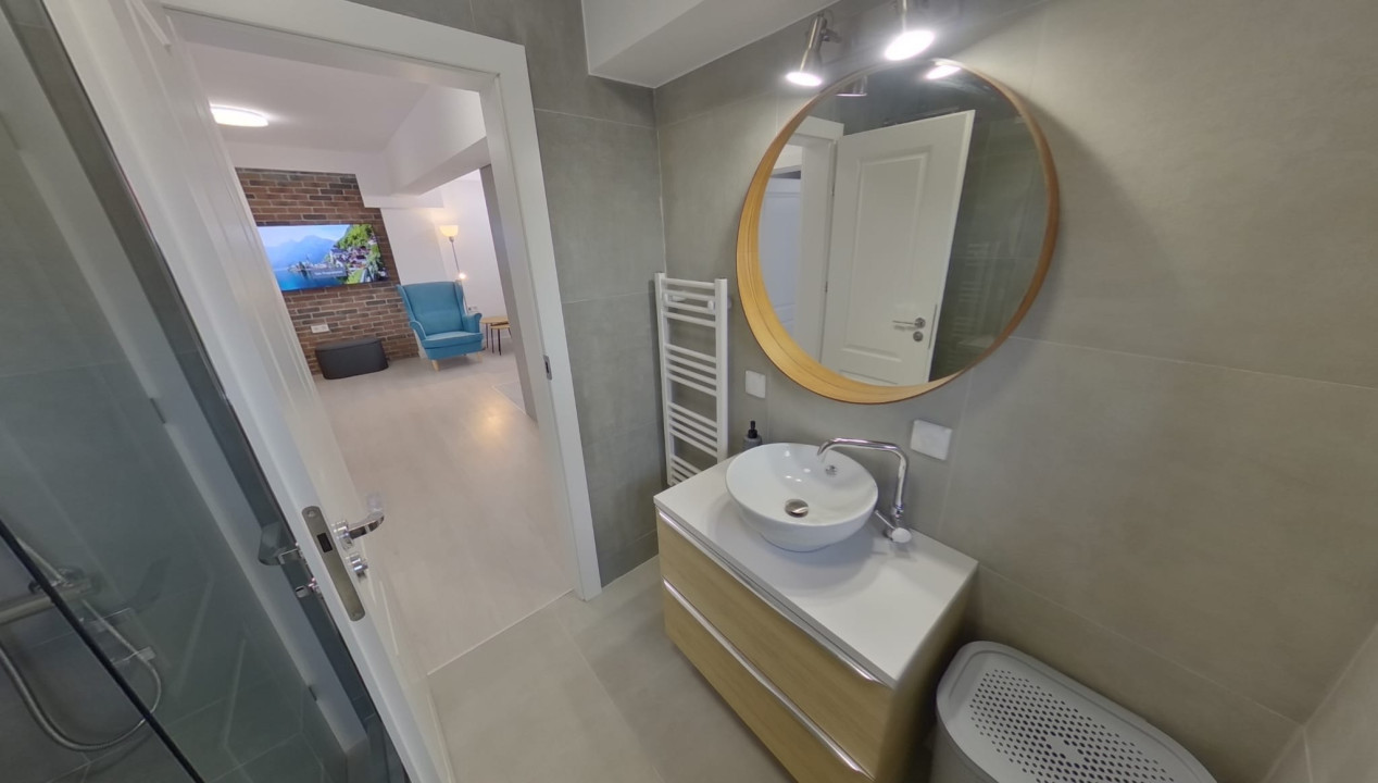 Apartament 3 camere  pe Calea Baciului