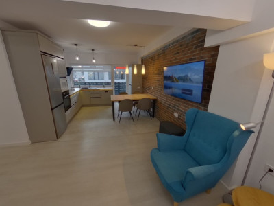 Apartament 3 camere  pe Calea Baciului