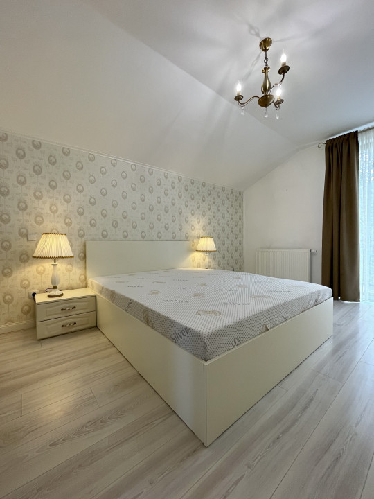 Închiriere apartament decomandat cu terasă și loc de parcare