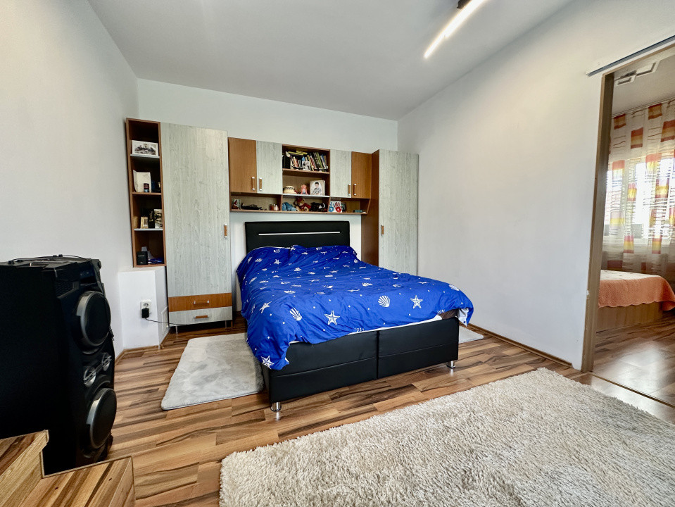 Casă spațioasă și modernă cu curte înierbată în Feleacu