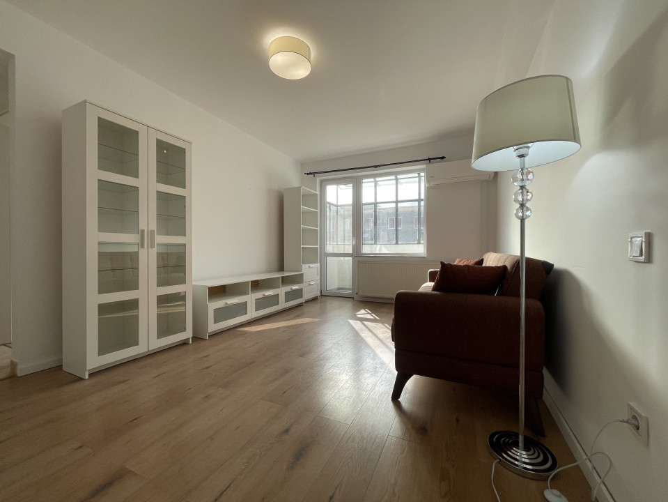 Apartament 3 camere renovat pe str. Horea