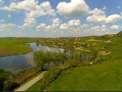 Parcele de teren, zona Lacul Chinteni