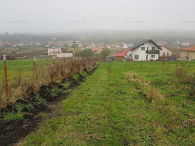 Teren Intravilan parcelabil, zona de case, Chinteni