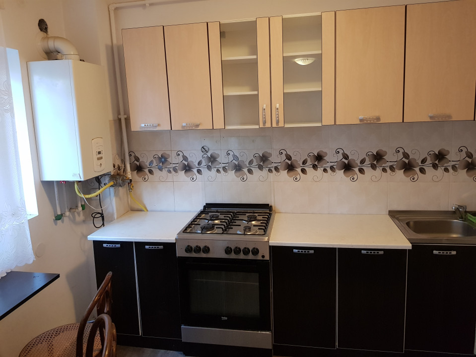 Apartament cu 2 camere, zona VIVO / Polus