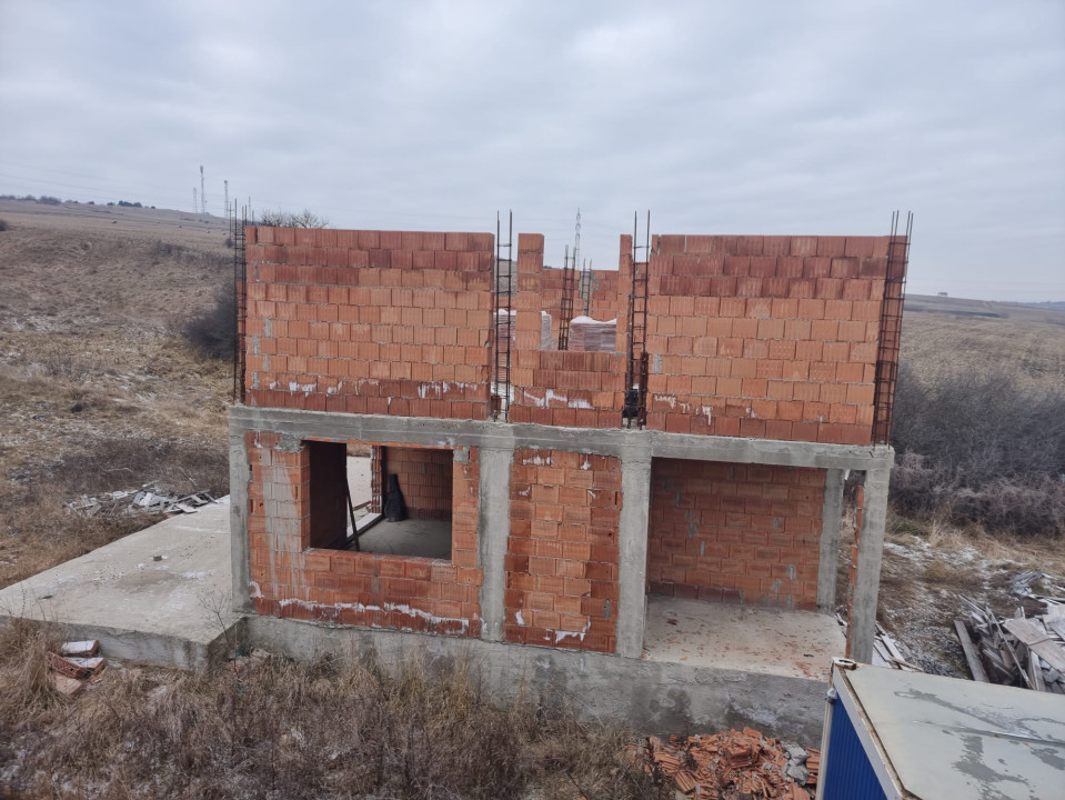 Vanzare 3 proiecte de casa in constructie, Chinteni - Cluj