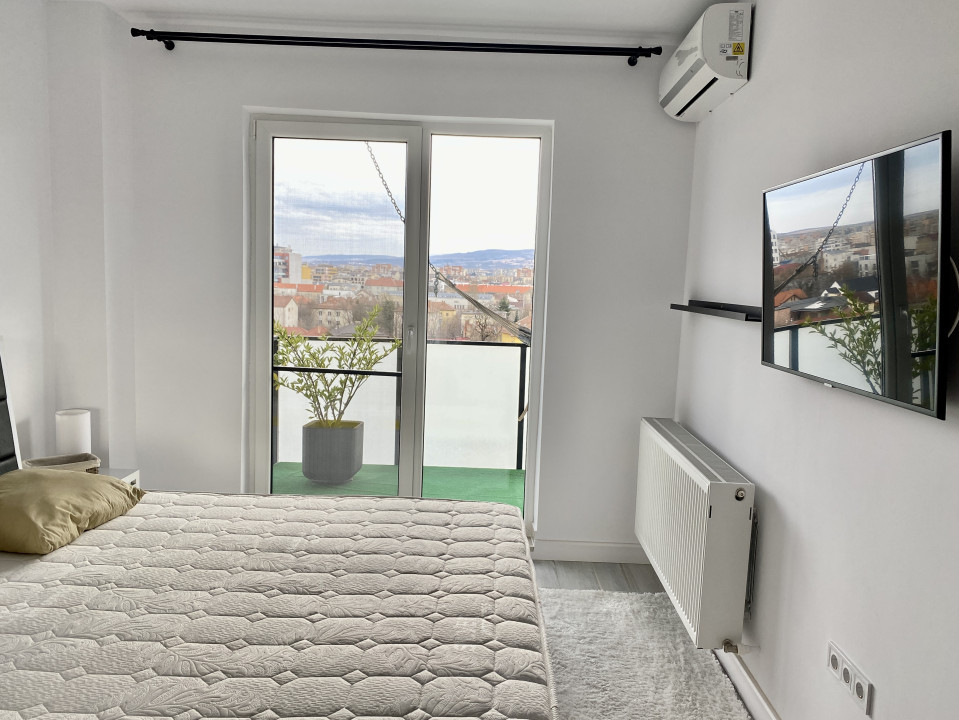 Apartament 3 camere de LUX cu terasa, BBQ, spatios si luminos -  Centru