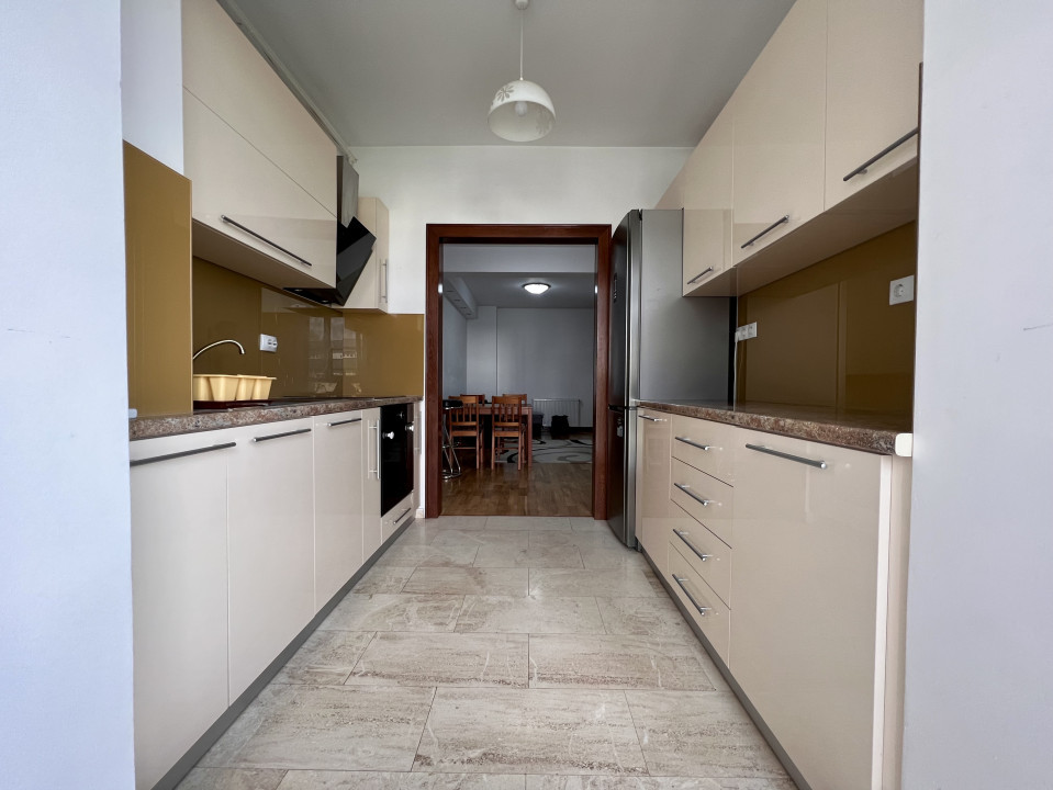 Apartament de inchiriat, Mărăști, Vision, parcare, 1 iulie 