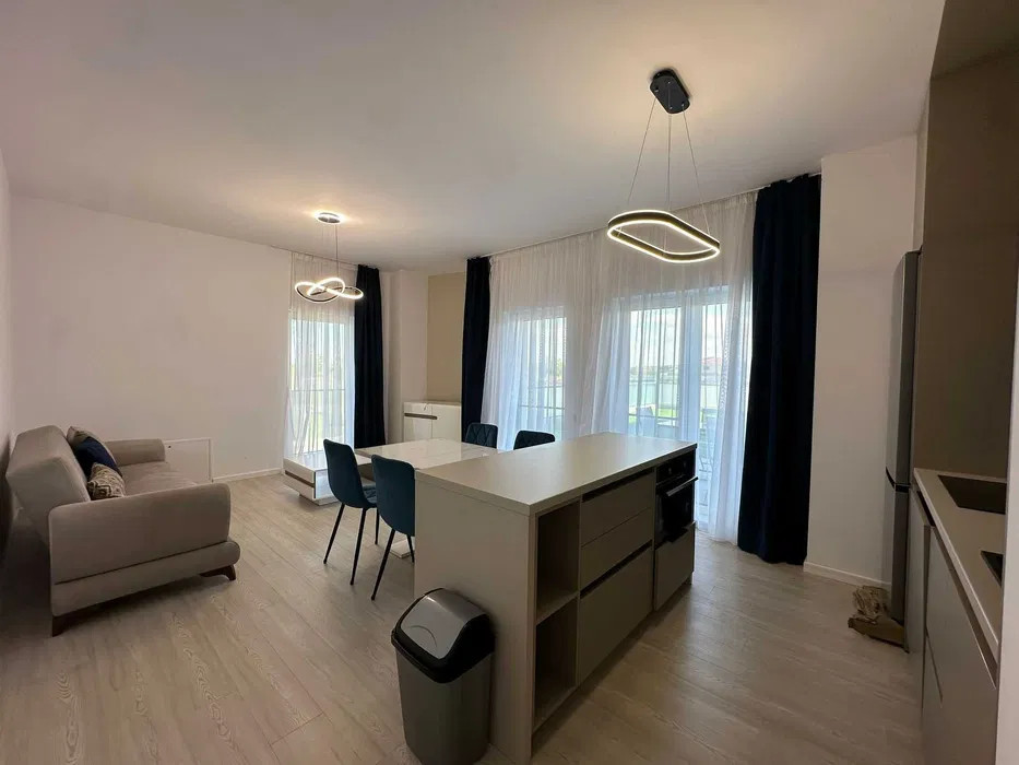 Apartament cu 3 camere si terasa de 100mp, zonă liniștită