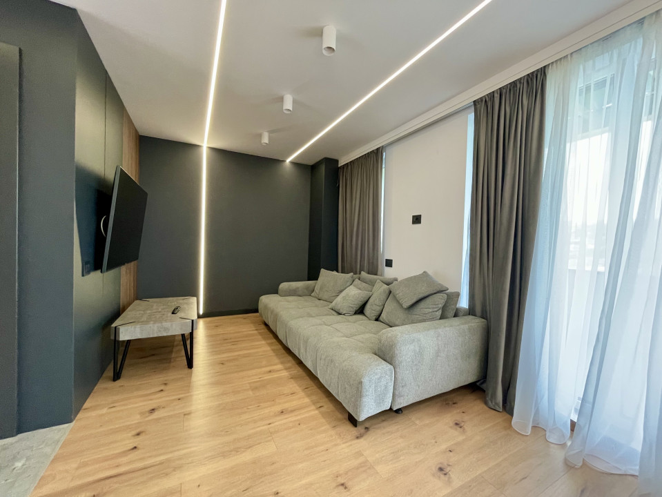 Penthouse 115mp pe 2 nivele cu 2 terase și panoramă superbă