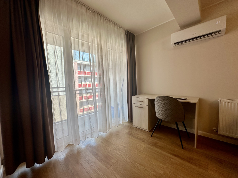 PRIMA ÎNCHIRIERE! Apartament zona Golden Tulip, modern -de închiriat