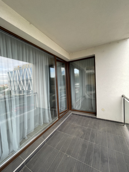 Inchiriere 3 camere de lux in Riviera Luxury