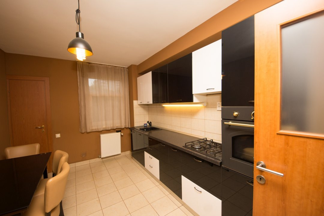 Apartament cu 3 camere ideal pentru studenții la medicină