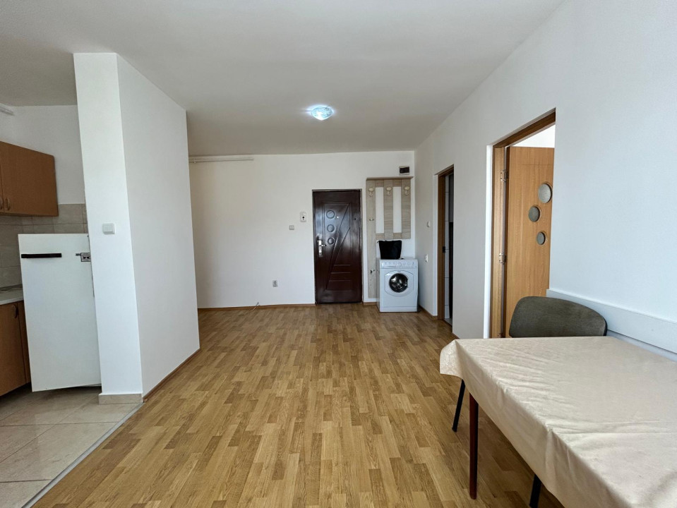 Apartament 2 camere de vanzare, str.Gheorghe Doja, Floresti, 