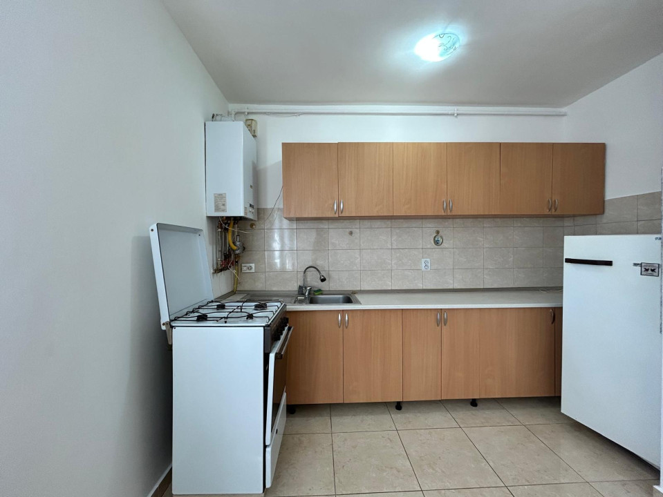 Apartament 2 camere de vanzare, str.Gheorghe Doja, Floresti, 