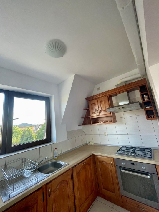 Apartament cu 3 camere de închiriat în cartierul Europa