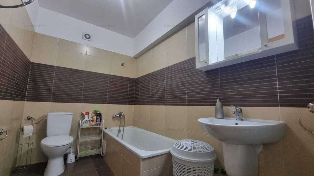 Apartament cu 2 camere, suprafata generoasa, cu parcare subterana