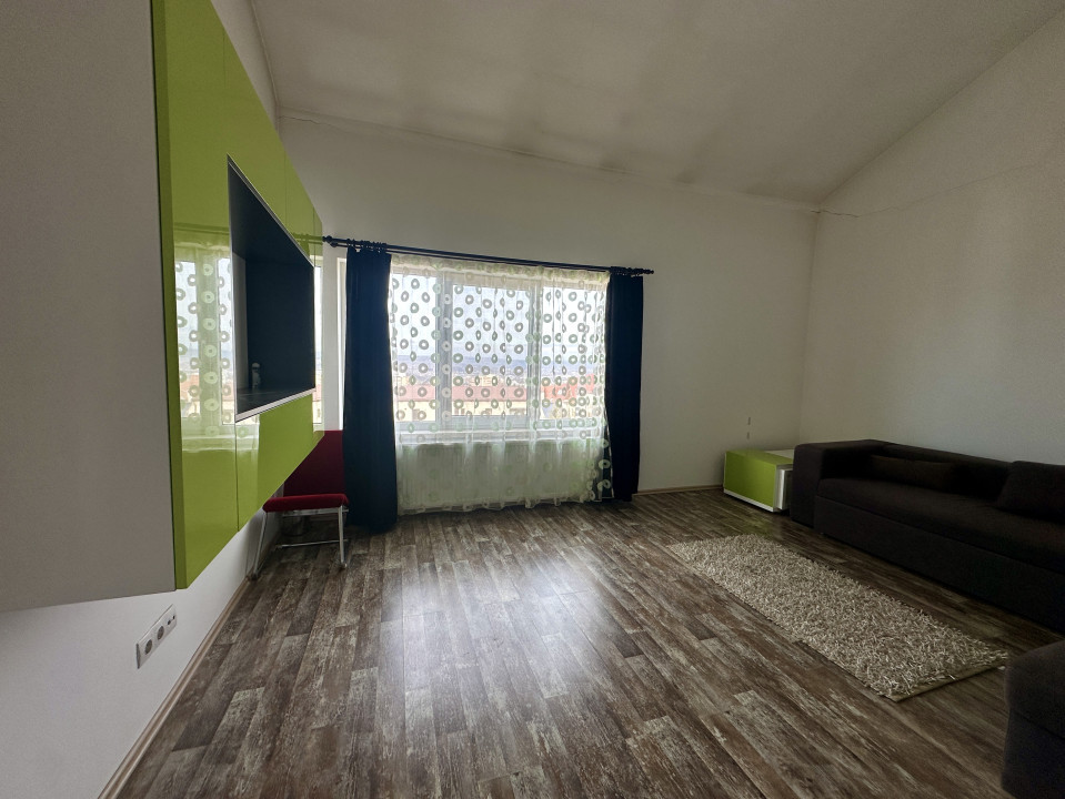 Apartament spațios, 3 camere, zona Eugen Ionesco