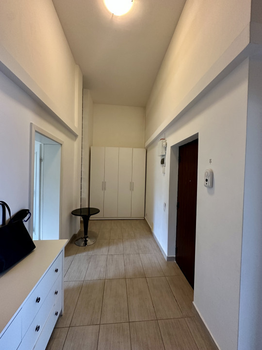 Apartament spațios, 3 camere, zona Eugen Ionesco