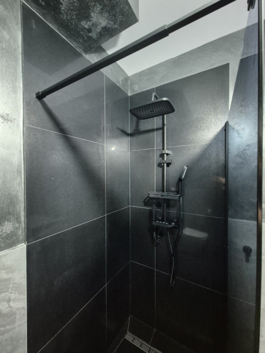 Apartament cu 3 camere modern pe strada campina