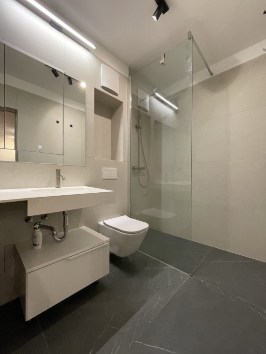 Apartament 2 camere, dressing și balcon 11mp