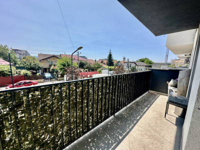 Apartament spațios, cu 2 camere, balcon și parcare, strada Fabricii, COMISION 0%