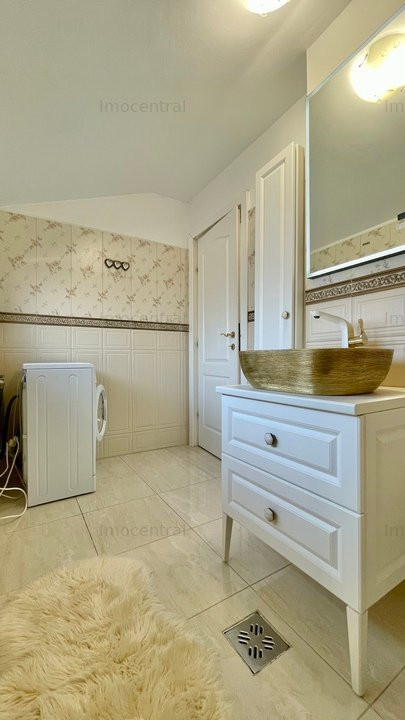 Inchiriere apartament ultrafinisat cu terasa si loc de parcare
