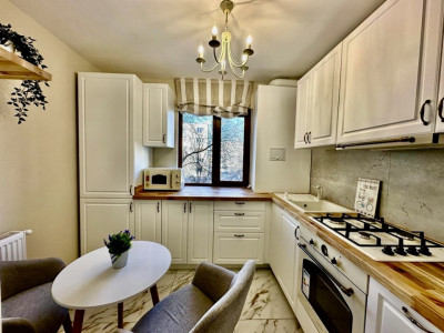 Apartament 3 camere – 78 mp – Brâncuși – renovat complet – 950 €/lună