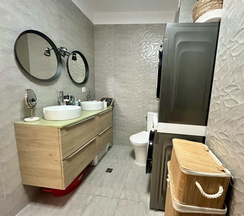 Apartament luminos și renovat modern, 2 camere, zona Eroilor-Florești 