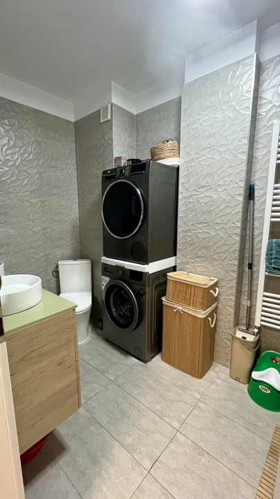 Apartament luminos și renovat modern, 2 camere, zona Eroilor-Florești 