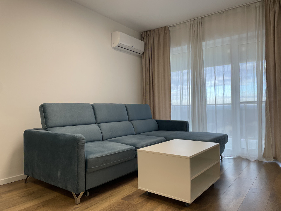 Apartament ultrafinisat cu 3 camere, 2 băi și parcare în Viva City