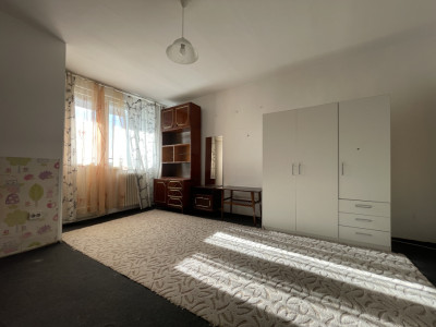 Garsonieră 28mp decomandată și balcon lângă Big