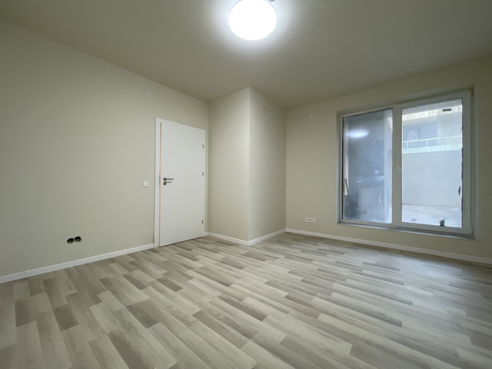 Apartament cu 3 camere, 2 băi și terasă de 35mp