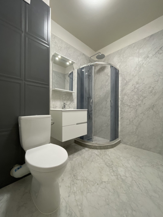 Apartament cu 3 camere, 2 băi și terasă de 35mp