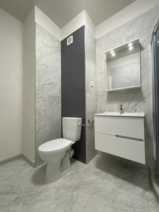 Apartament cu 3 camere, 2 băi și terasă de 35mp